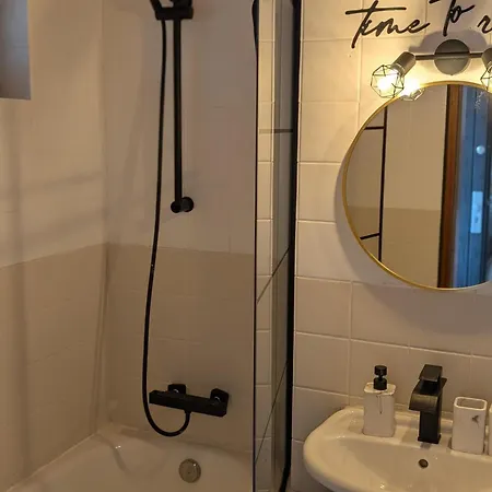 Apartment Idyllisches Mit Panoramablick Ruhe Und Erholung Naehe Buga *